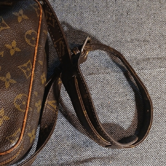 Louis Vuitton Brown Monogram Men's Bag - Picture 11 of 16